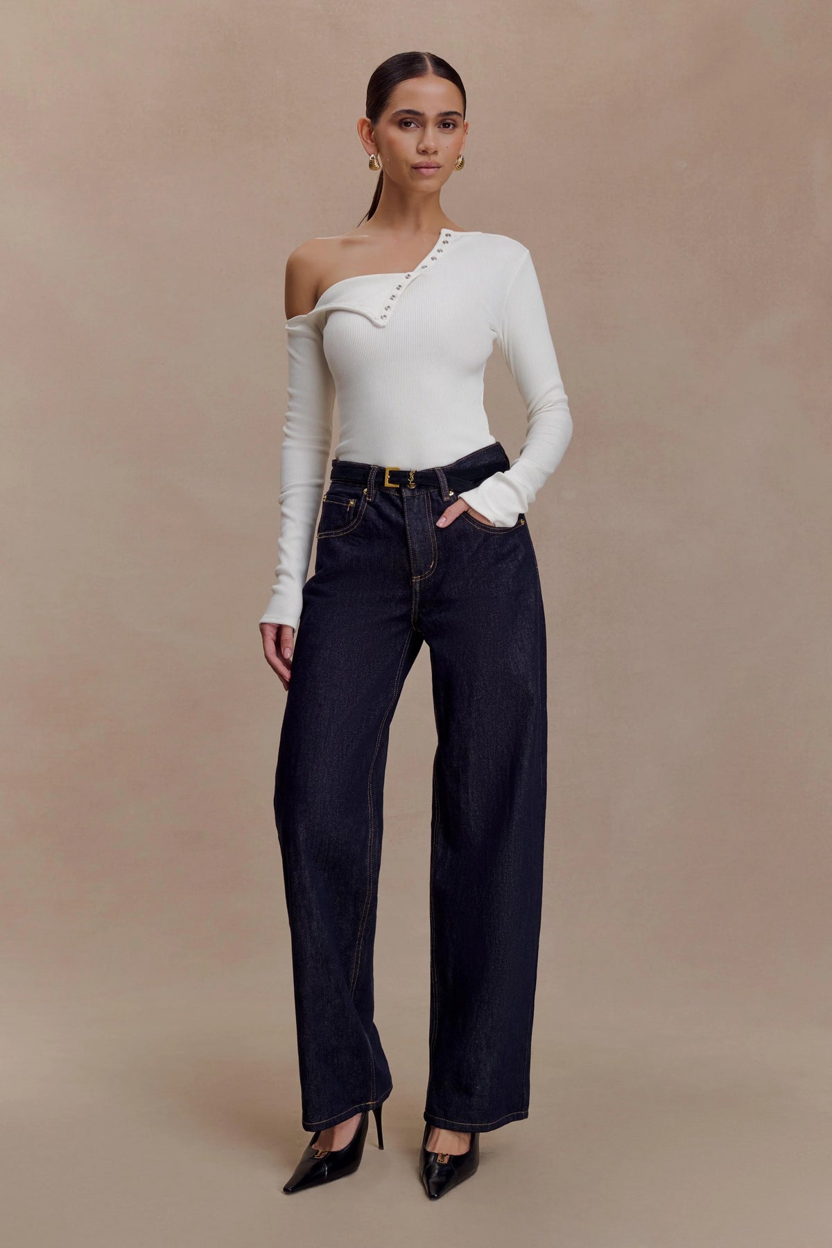 Maelle Off Shoulder Long Sleeve Top Ivory
