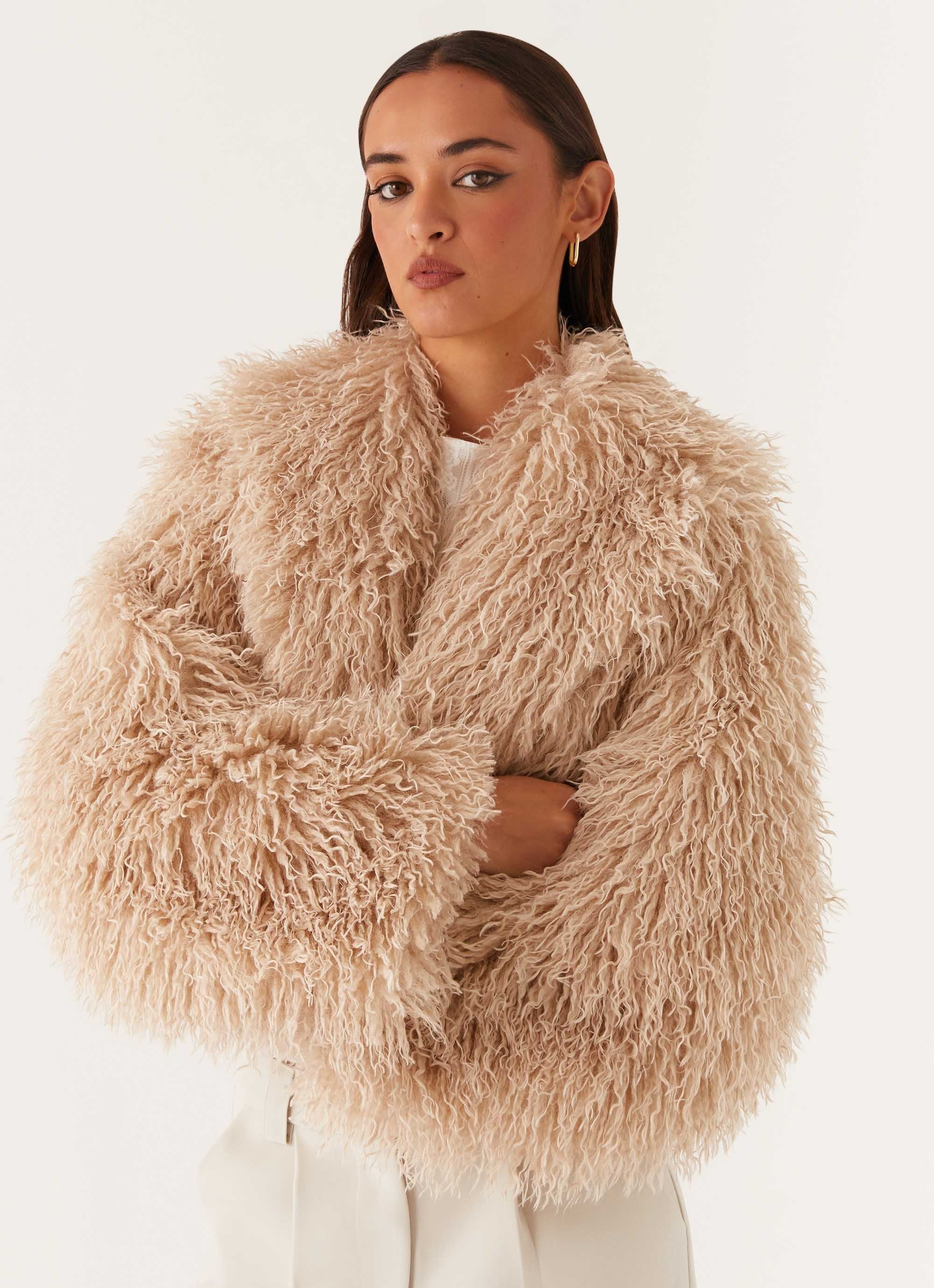 Virginia Cropped Faux Fur Jacket Taupe