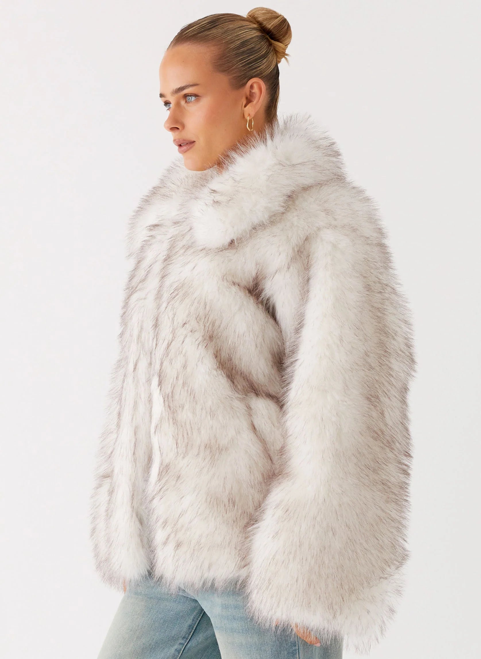 Novera Faux Fur Jacket White Grey