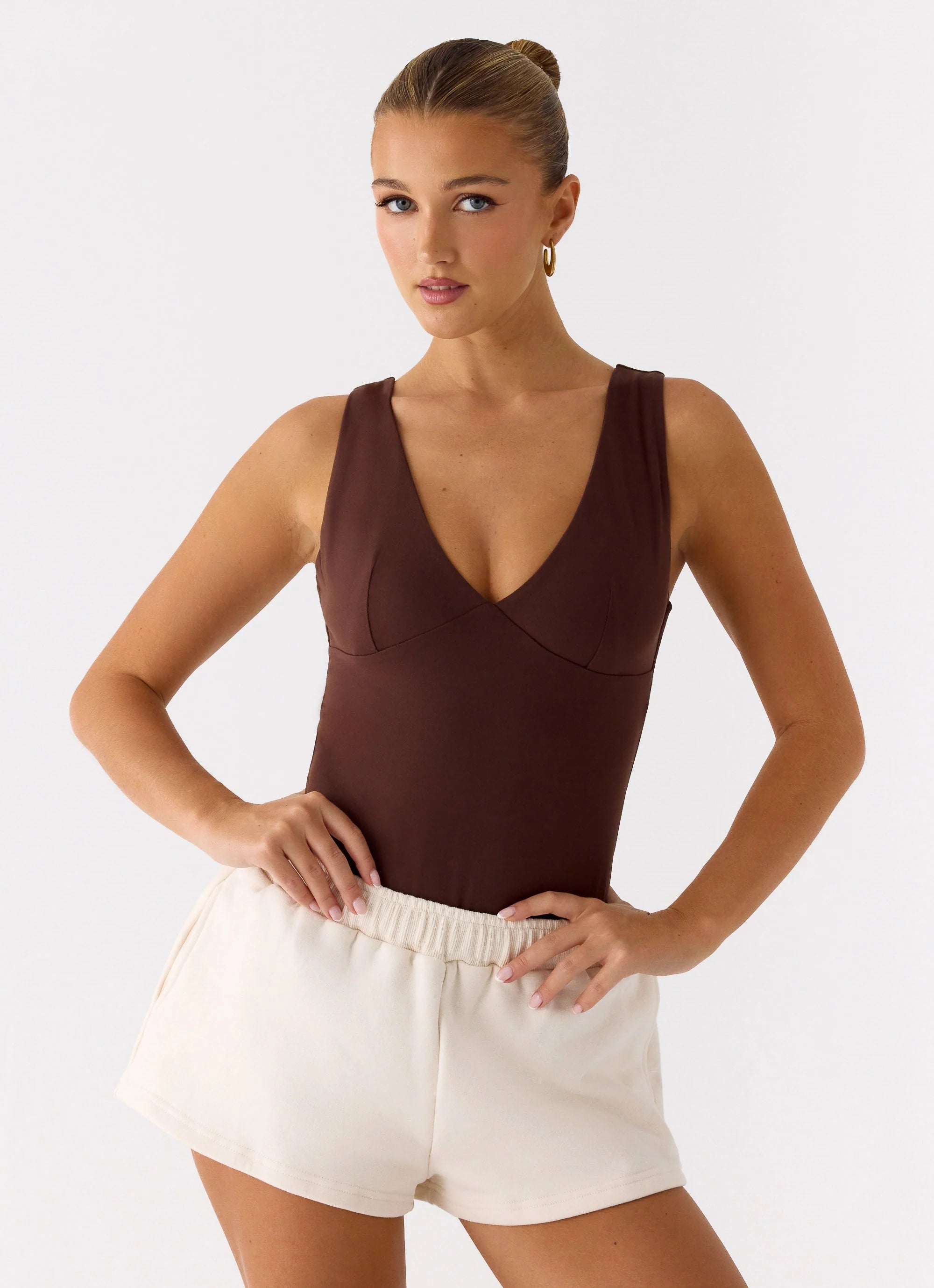 Signature Low Rise Sweatshorts Cream