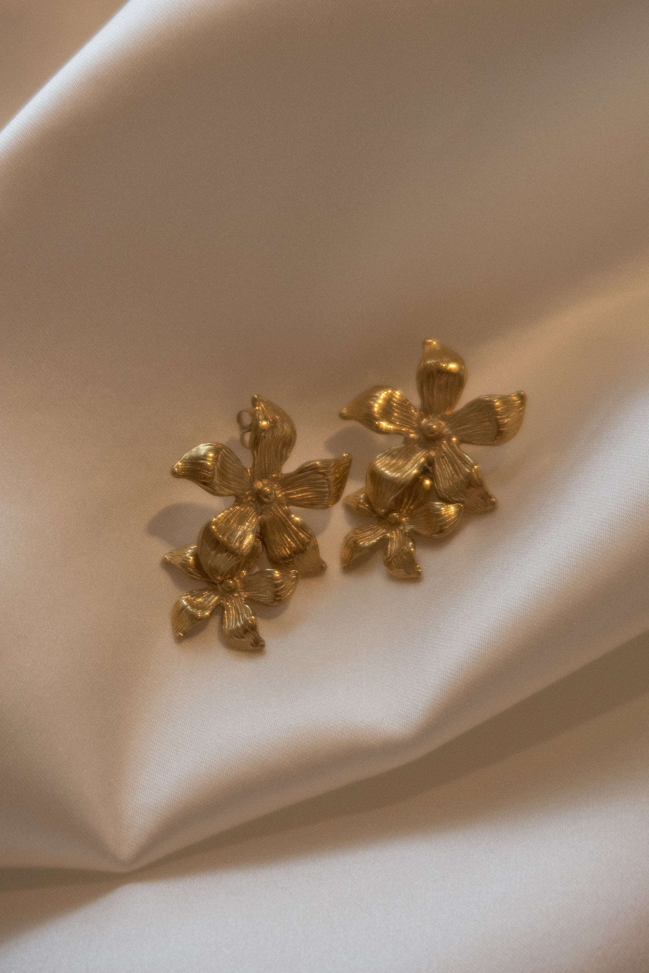Infatuated Drop Flower Earrings Gold