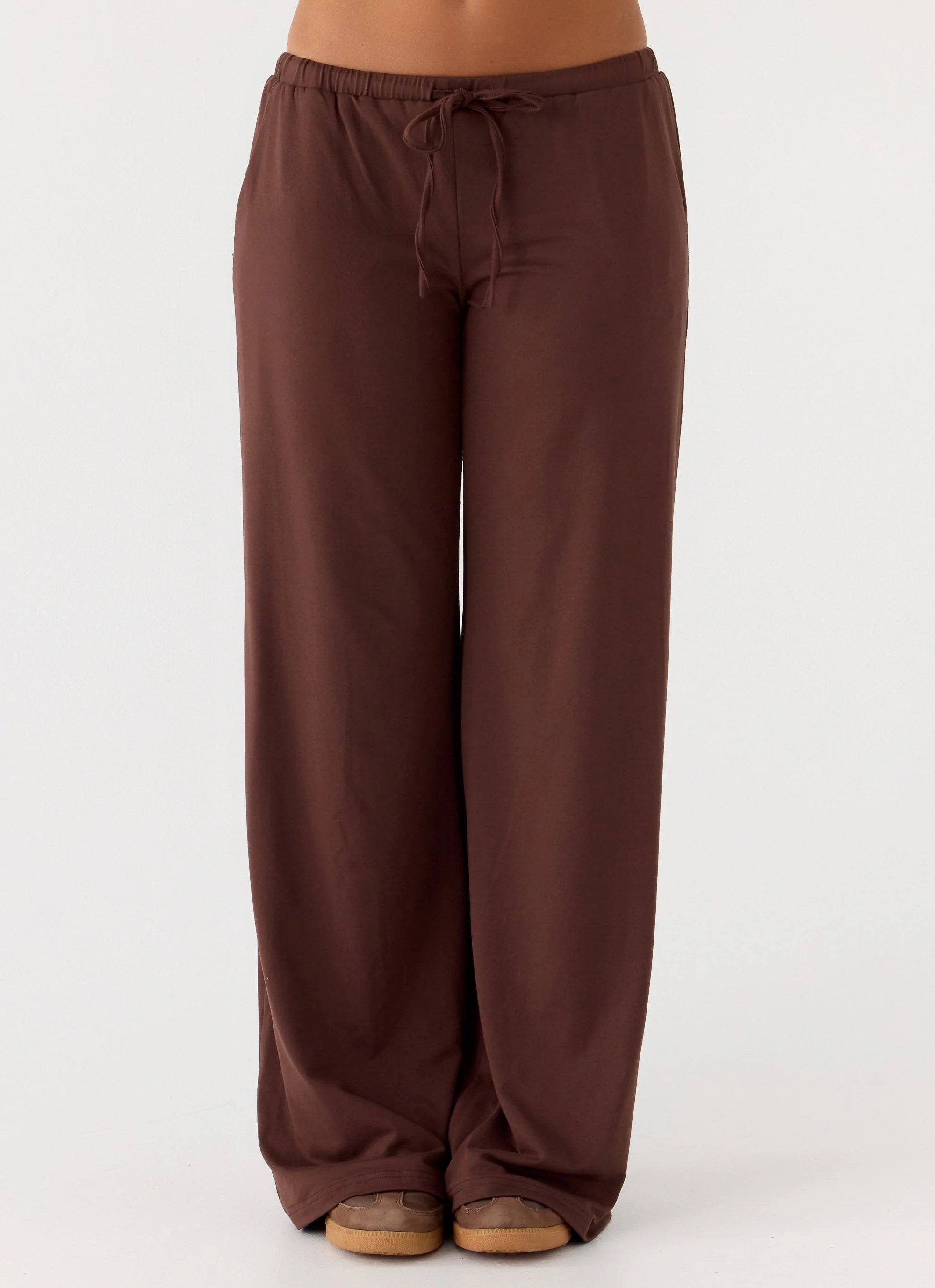 Hard To Tame Stretch Sweatpants Chocolate