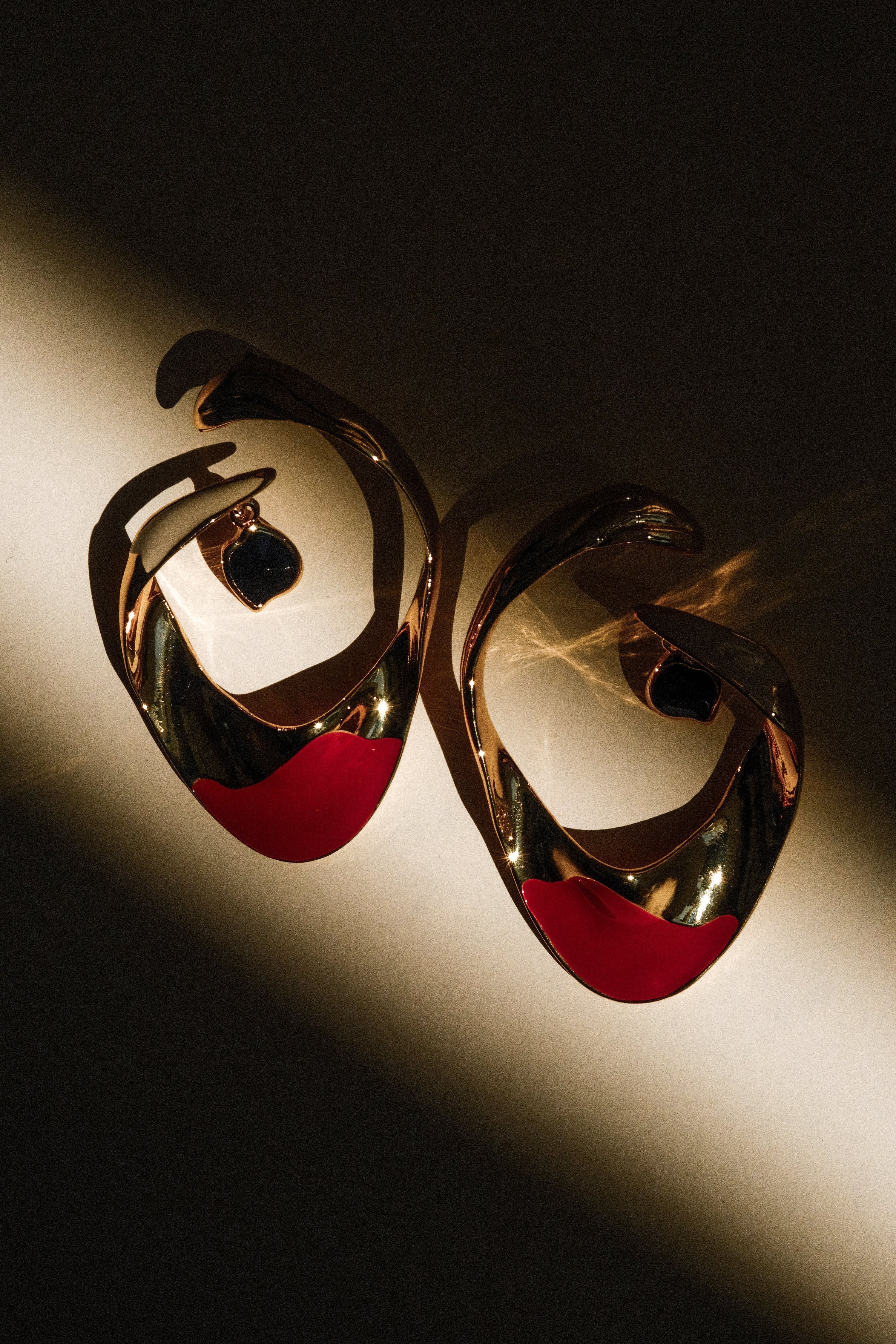 Marna Large Hoop Earrings With Stones Gold