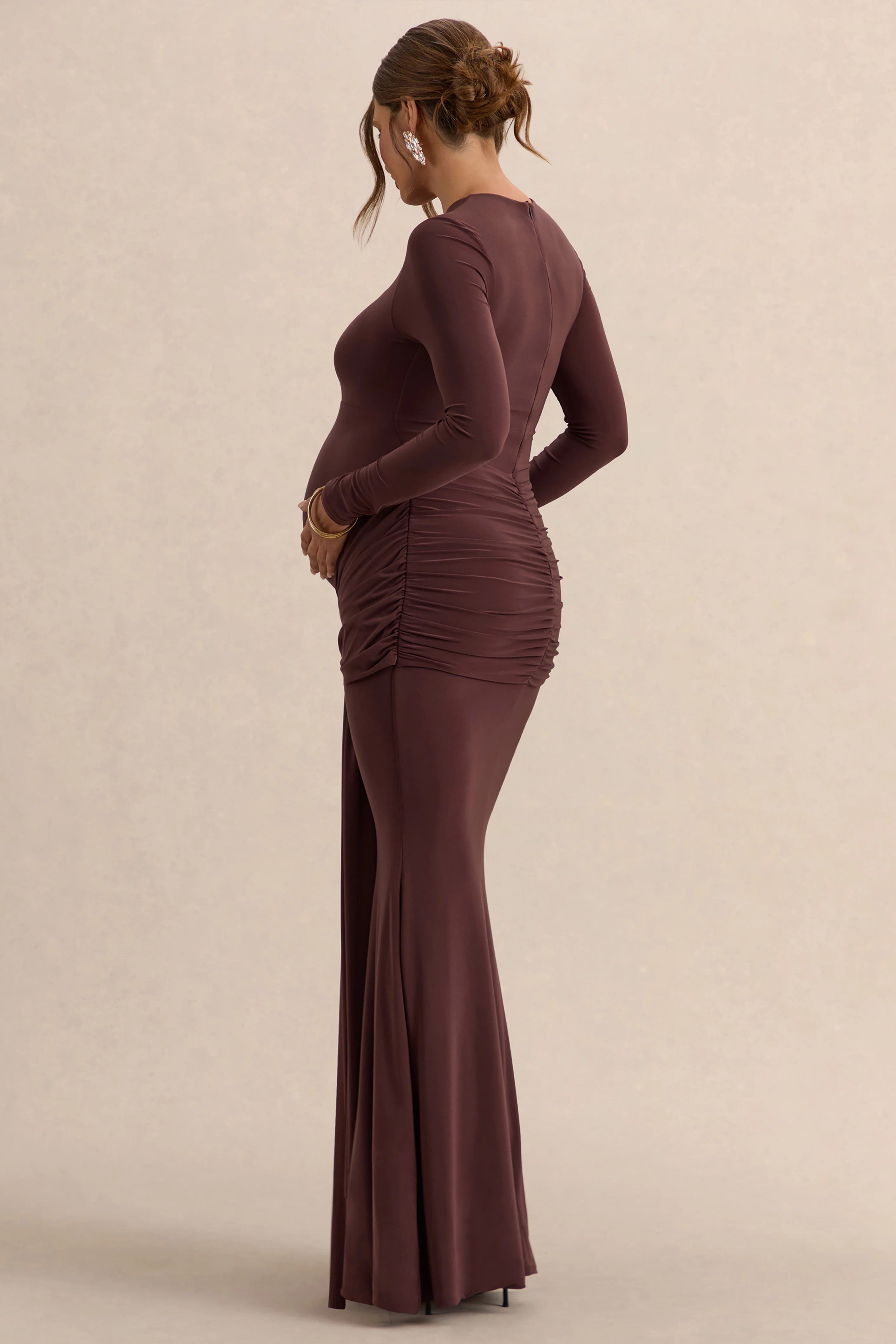 Aveny Brown Crew Neck Maternity Maxi Dress With Ruched Detailing And Sash