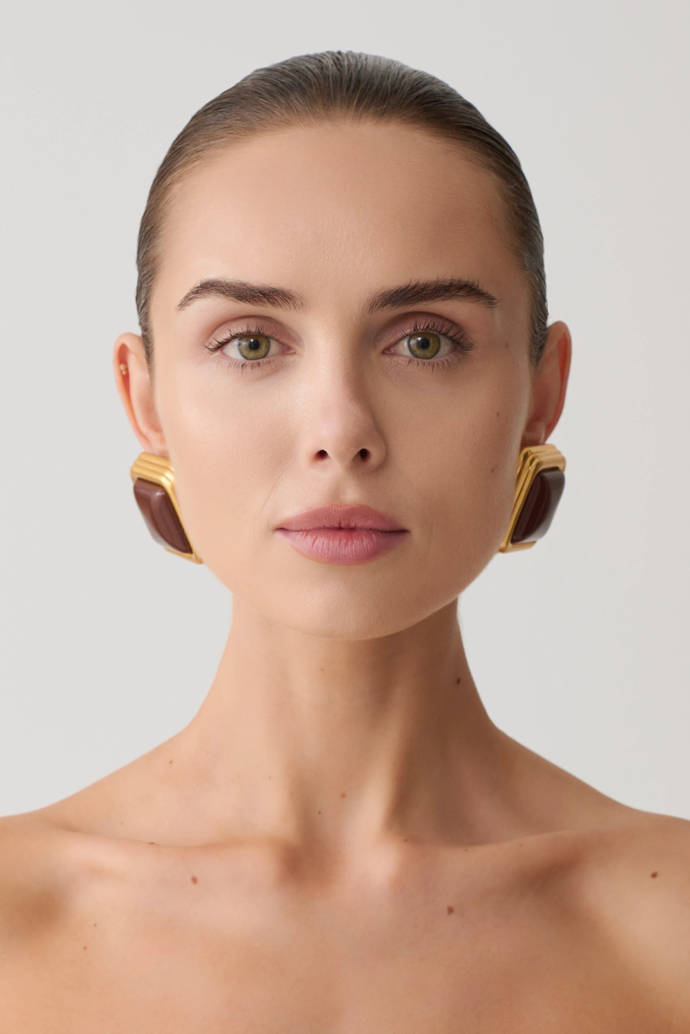 Inaya Square Stud Earring Gold