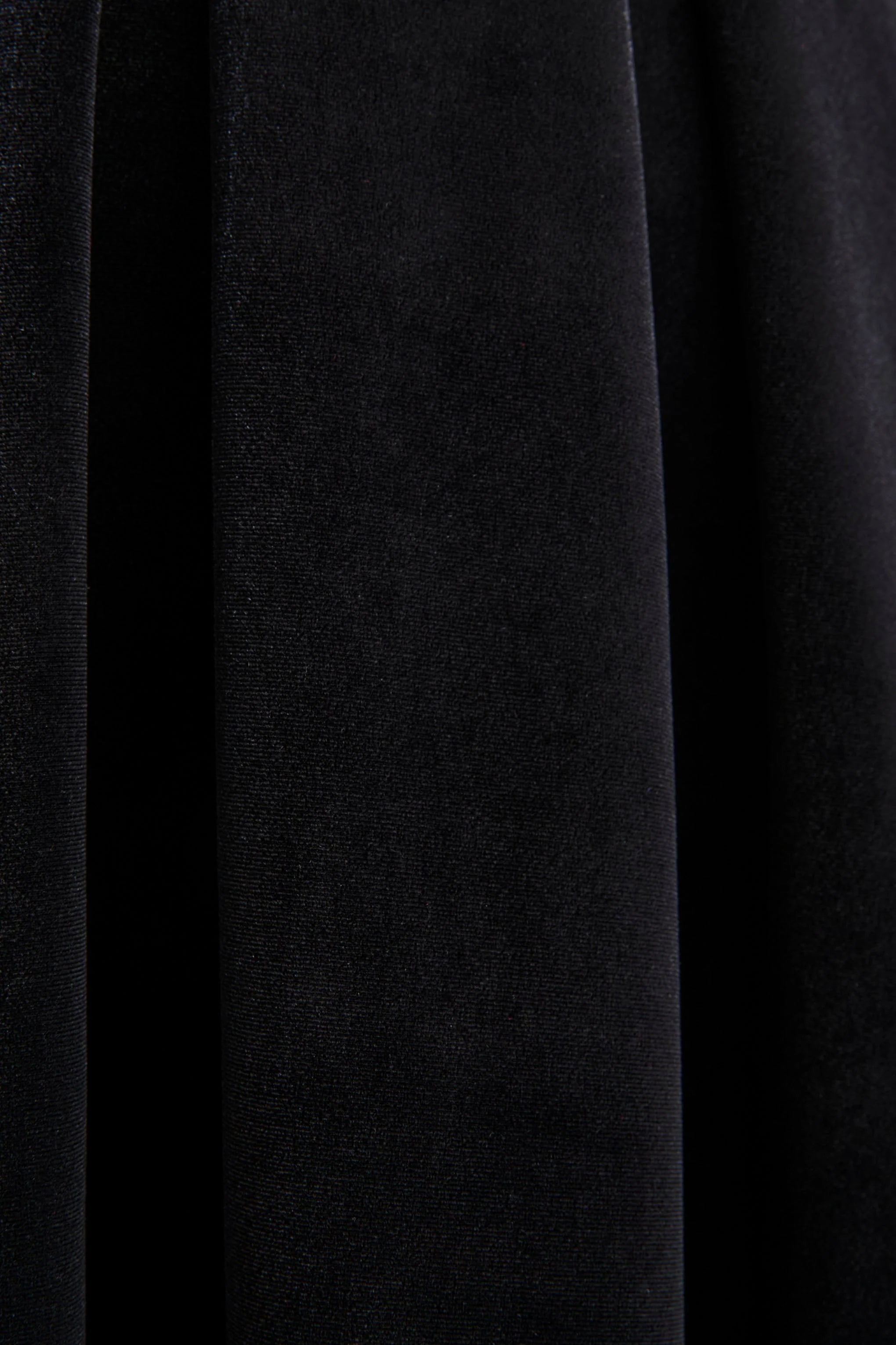 Seraphic Black Velvet Puff Sleeve Midi Dress