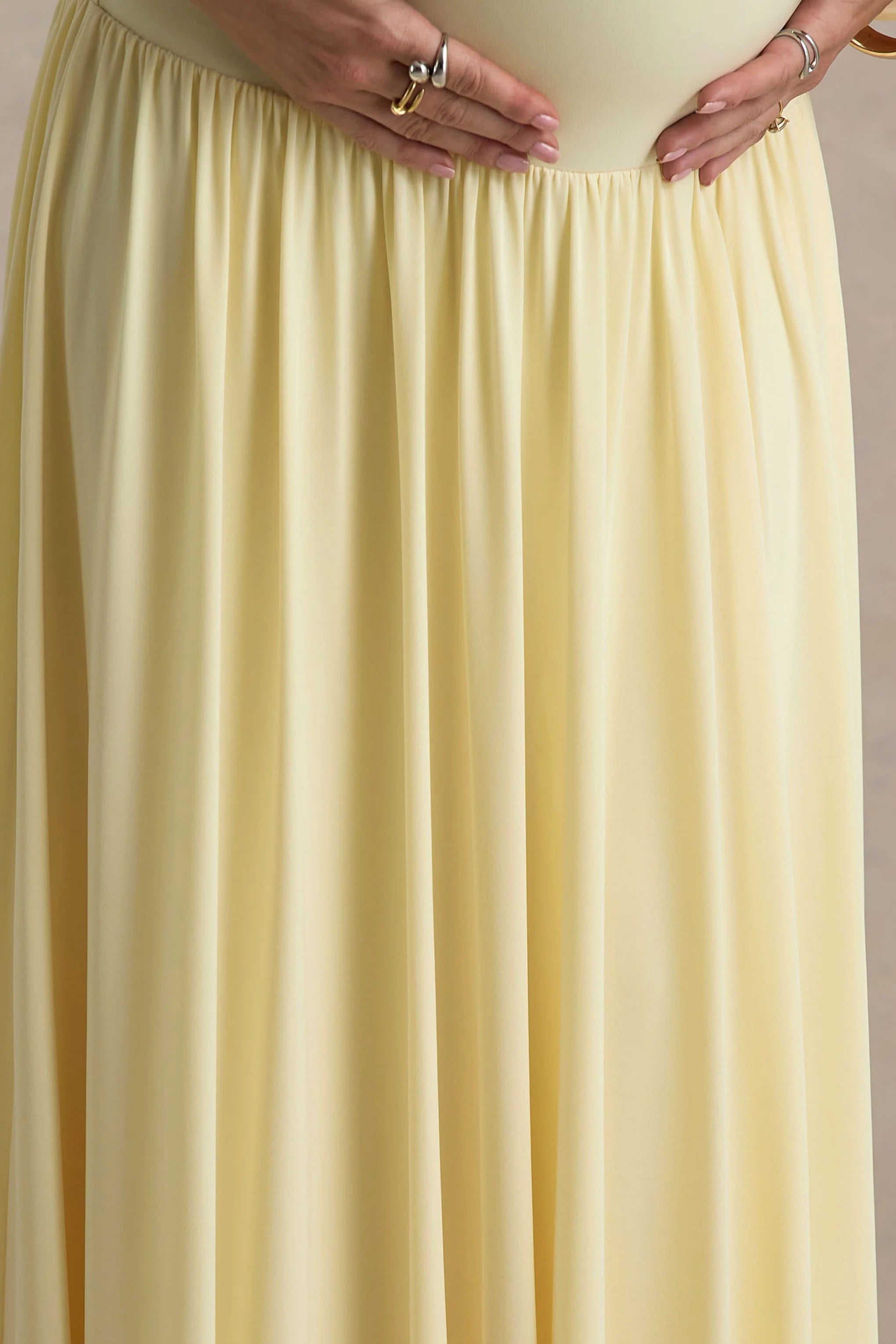 Outline Lemon Crew Neck Maternity Maxi Dress With Pleated Skirt