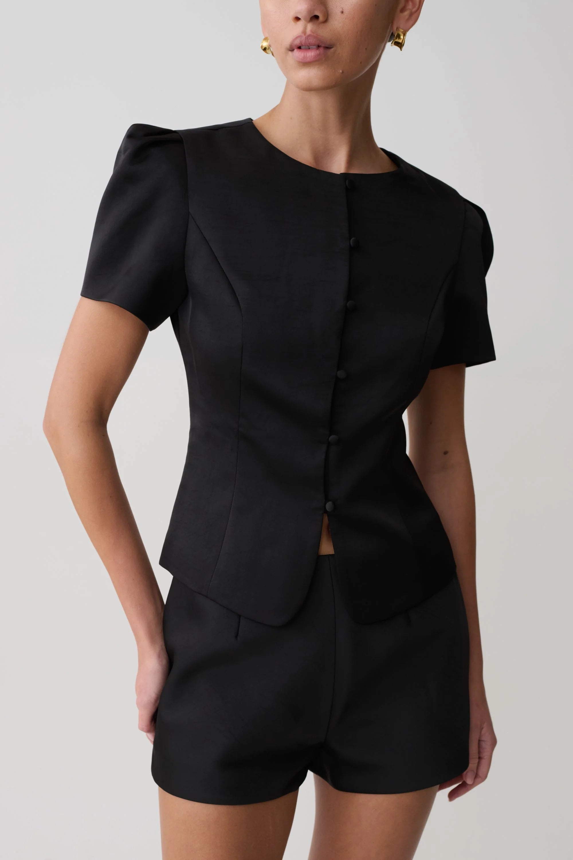 Anne Short Sleeve Satin Top Black