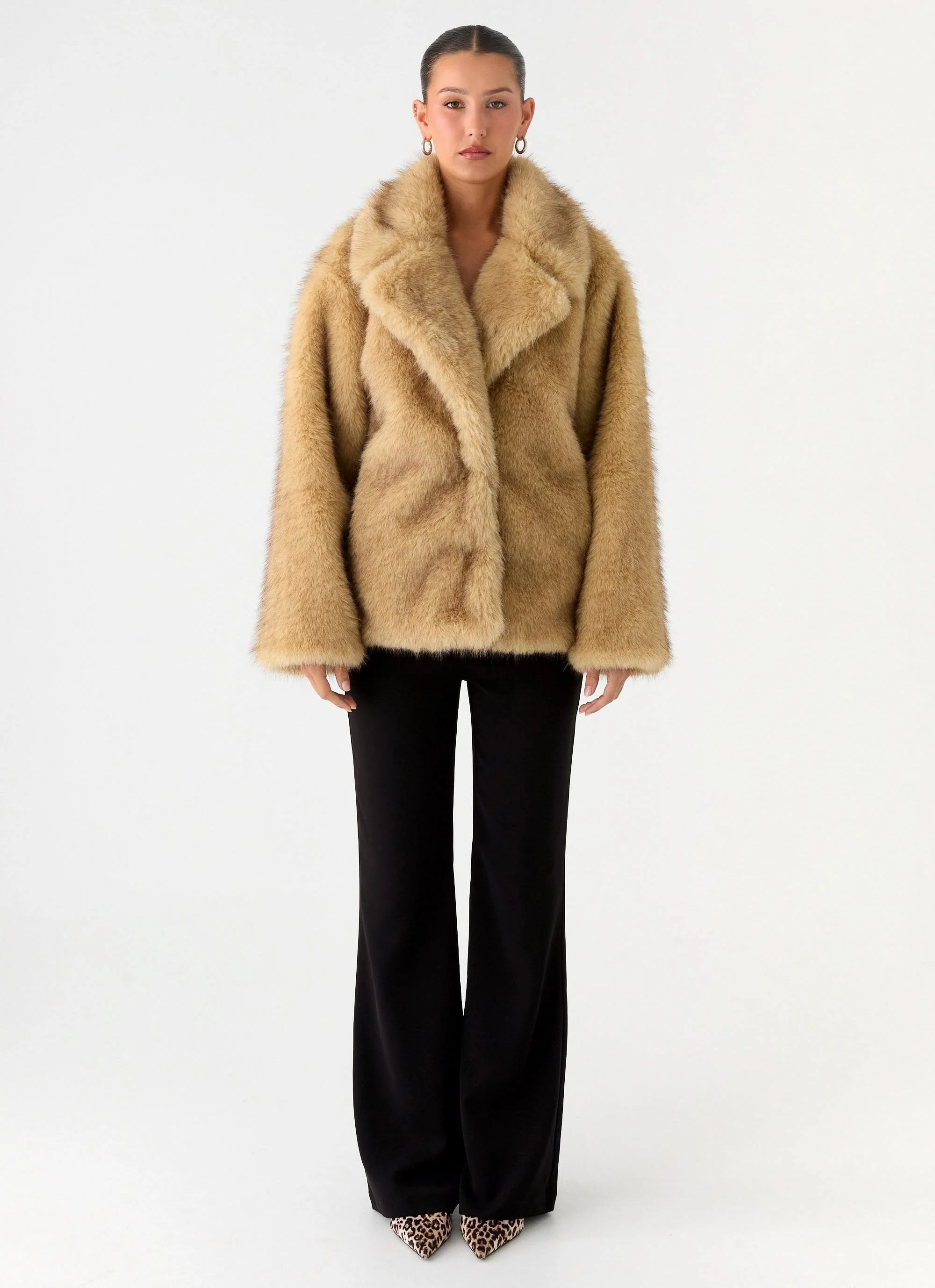 Milika Faux Fur Coat Beige