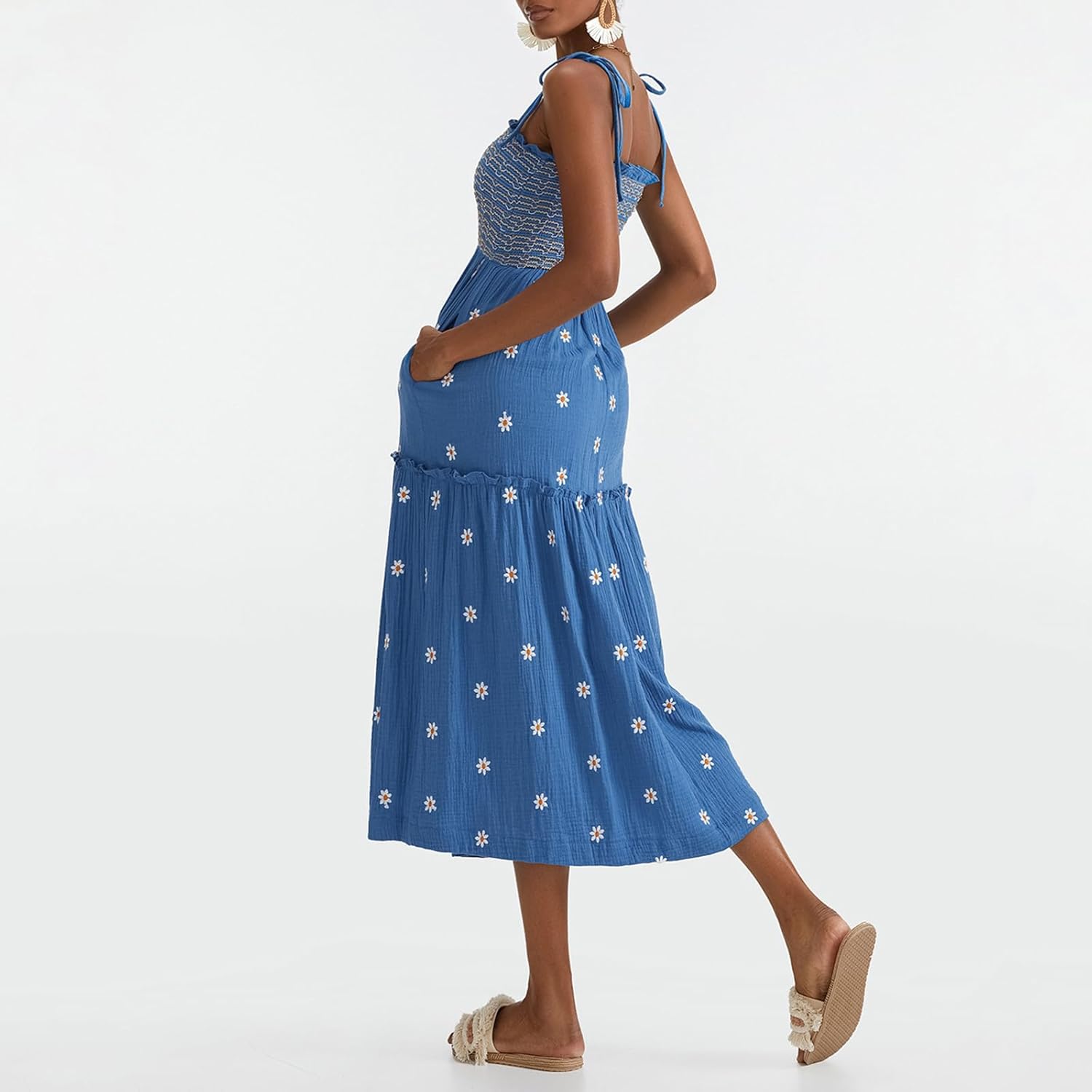 Women Floral Embroidered Maxi Dress Sleeveless Tie Shoulder Smocked Flowy Dress Boho Summer Sundresses with Pockets