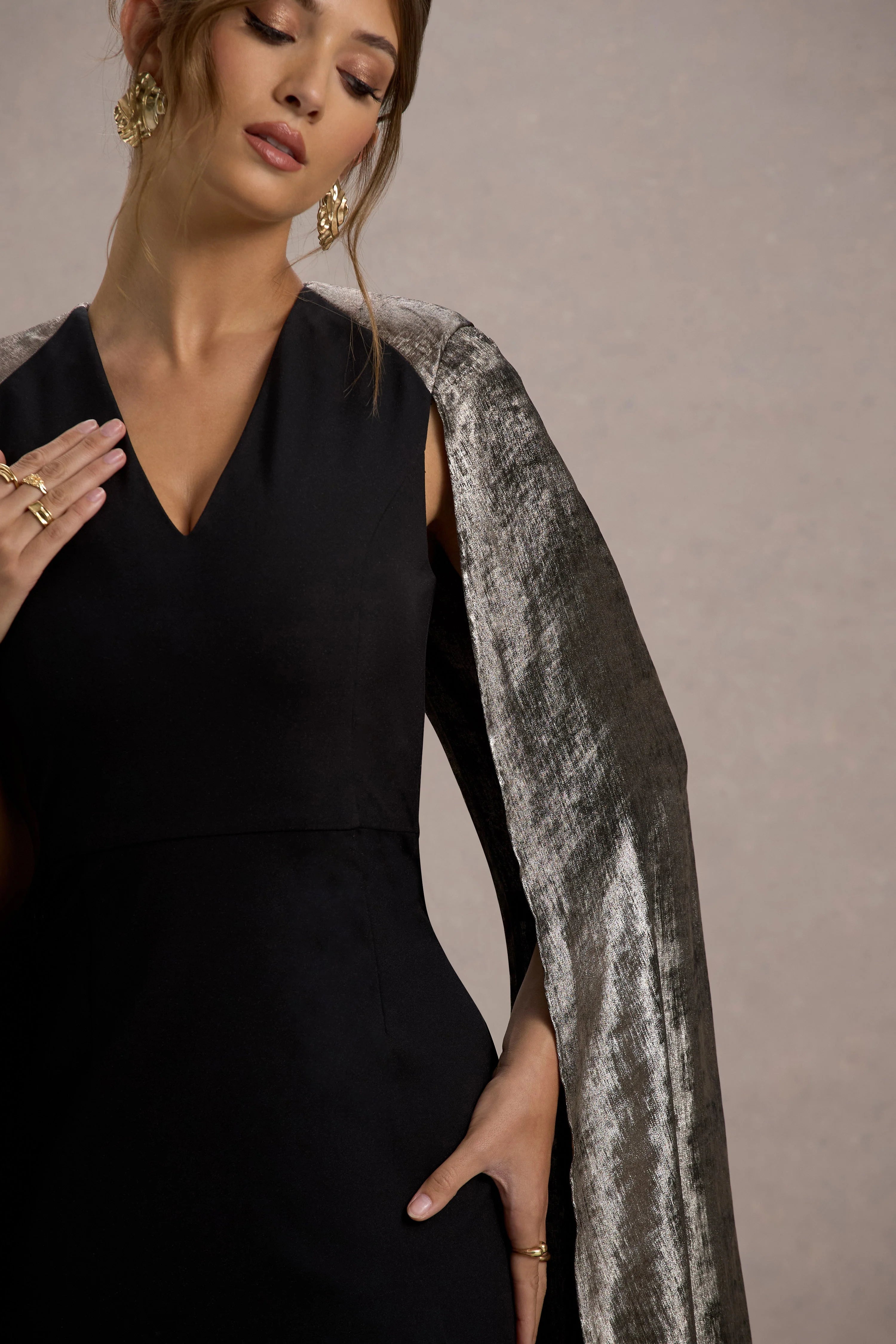 Ilenia Black V Neck Maxi Dress With Metallic Cape