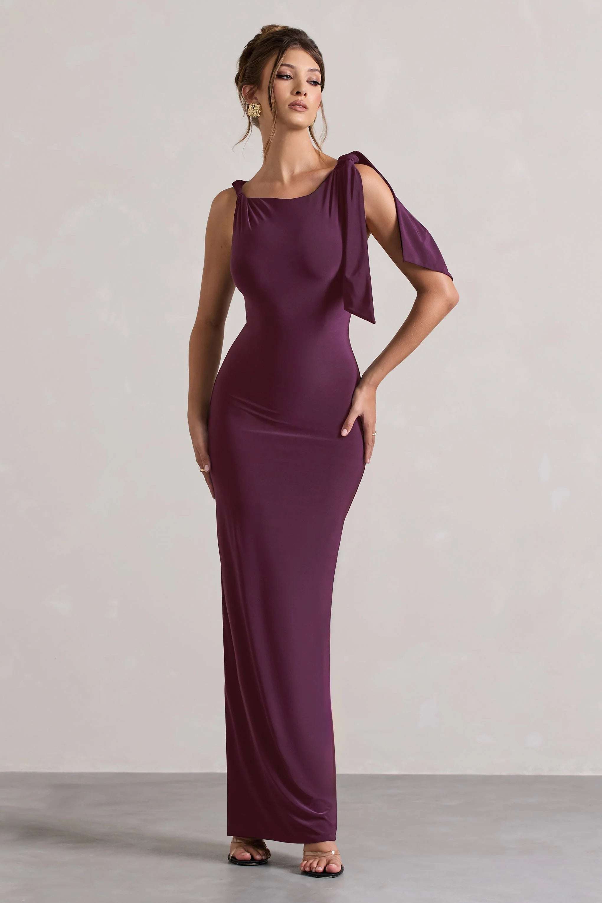 Kacey Plum Twisted Knot Maxi Dress