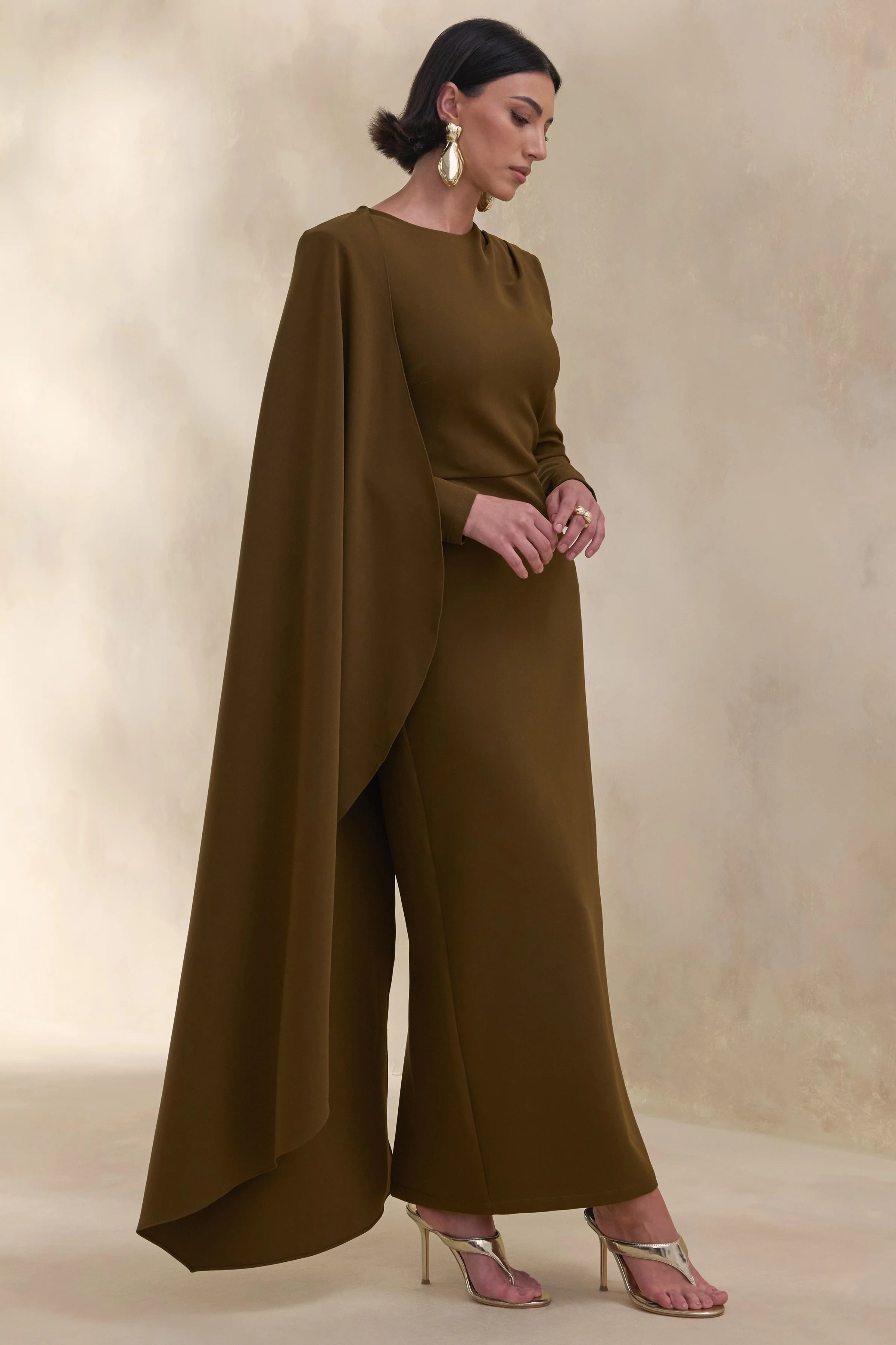 Jovea Olive Round Neck Maxi Dress With Cape Sleeve